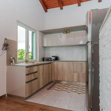 Family Friendly House With A Parking Space Zaton, Zadar - 23570
