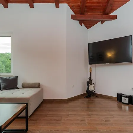 Family Friendly House With A Parking Space Zaton, Zadar - 23570