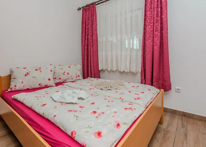 Family Friendly House With A Parking Space Zaton, Zadar - 23570 Zaton (Zadar)